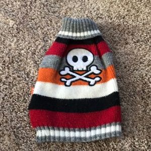 Doggie skull turtleneck xs